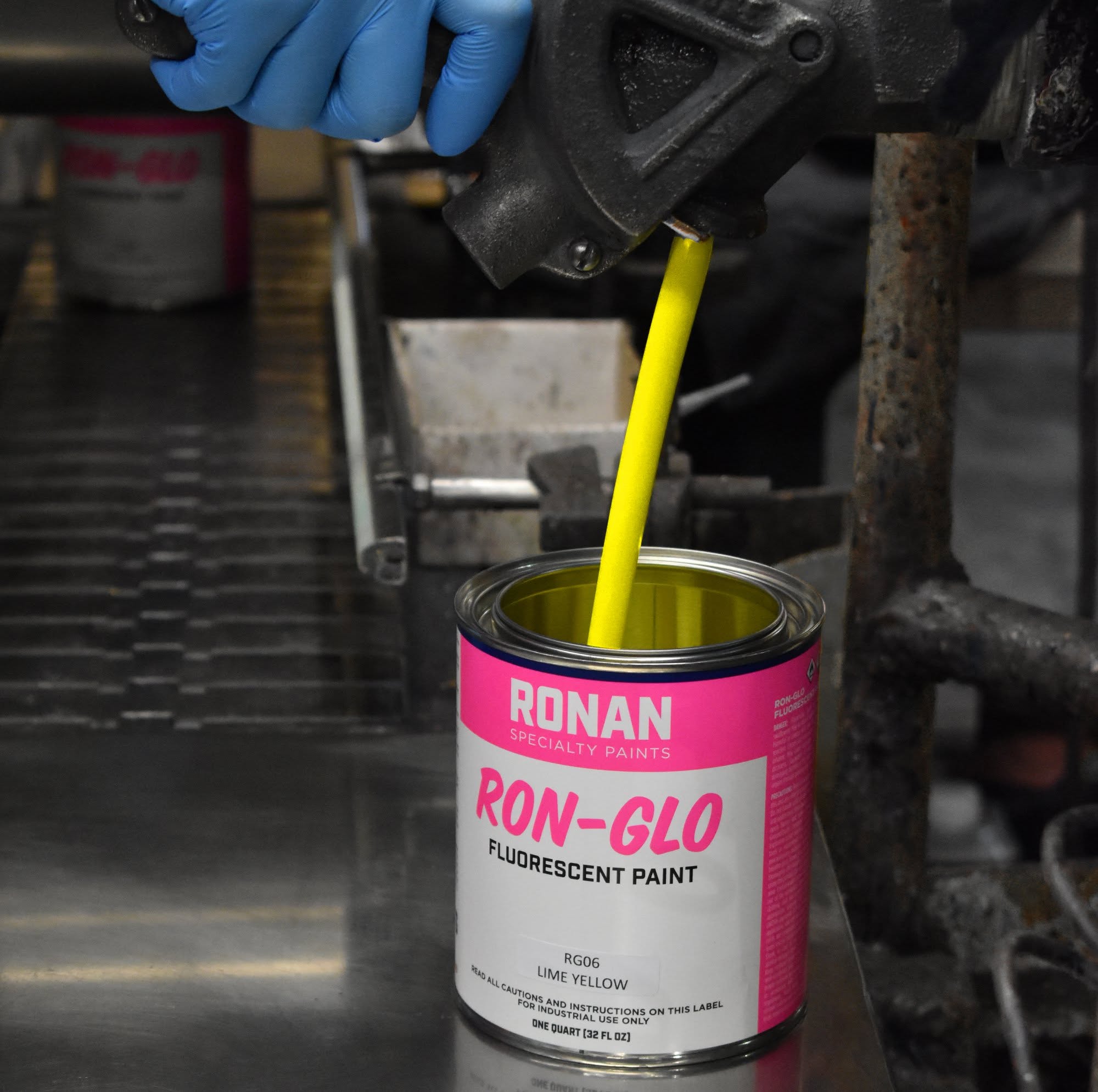Ronan - Pintura fluorescente Ron-Glo